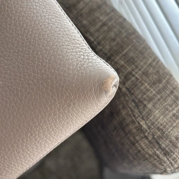 Tory Burch Kira Pebbled Leather Top-Zip Crossbody Bag - Picture 7 of 8